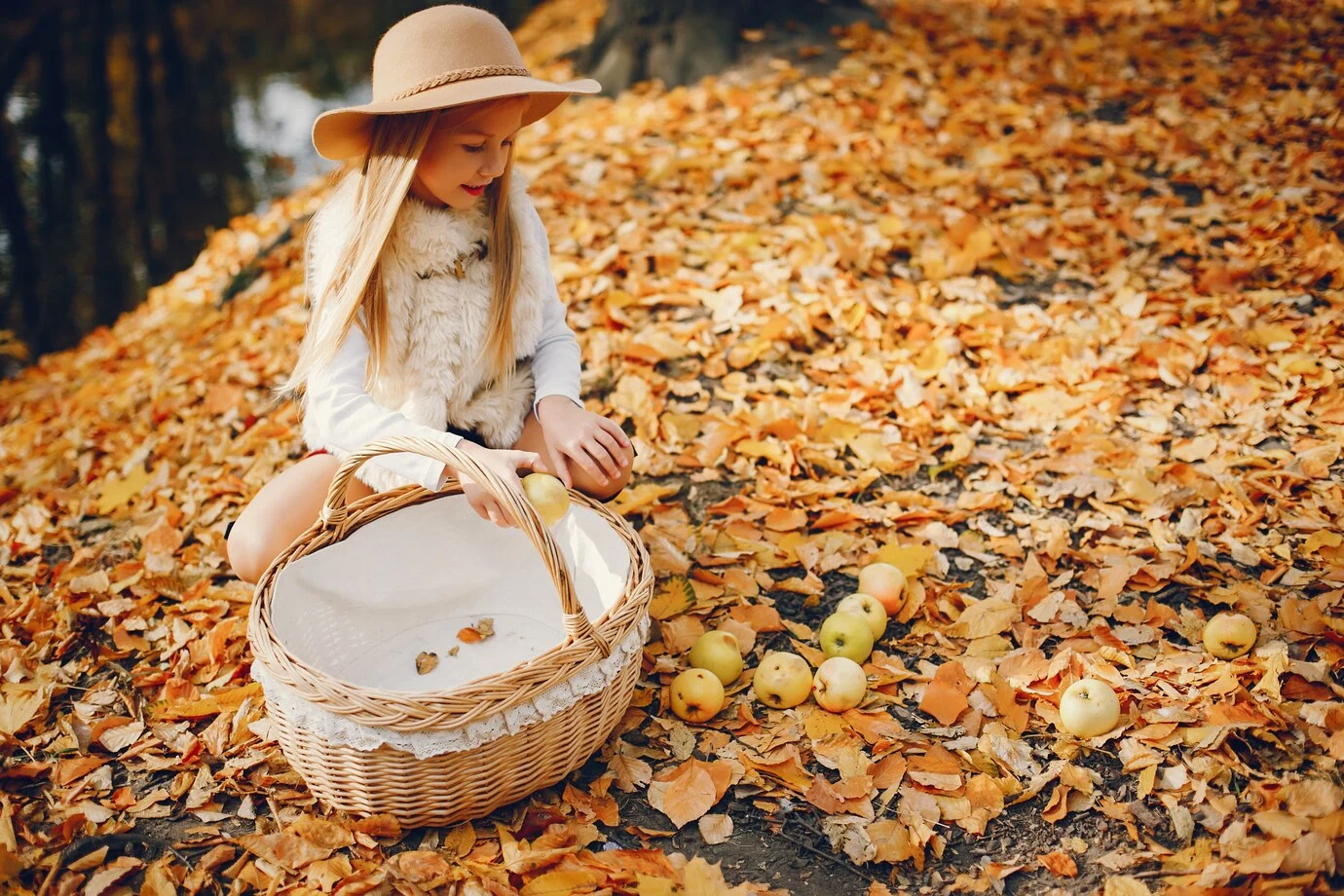 Exploring the Artistic World of Autumn Shekinah Photography